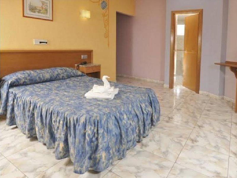 Hostal Carel El Médano المظهر الخارجي الصورة