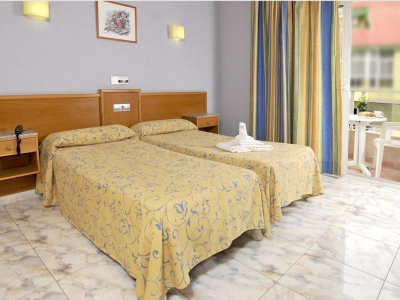 Hostal Carel El Médano المظهر الخارجي الصورة