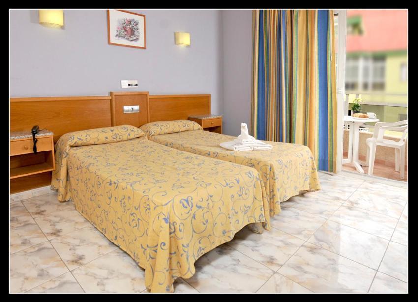 Hostal Carel El Médano الغرفة الصورة