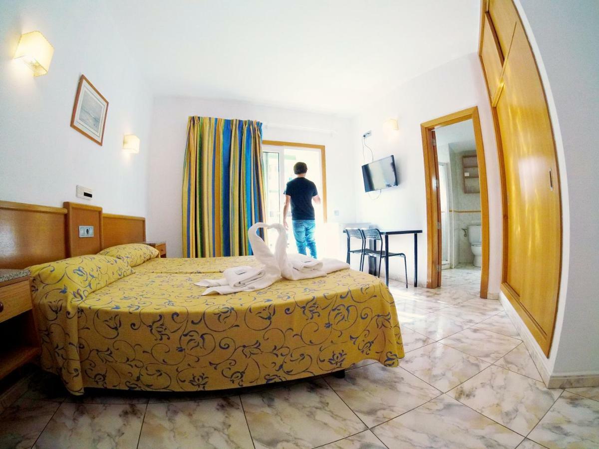 Hostal Carel El Médano المظهر الخارجي الصورة
